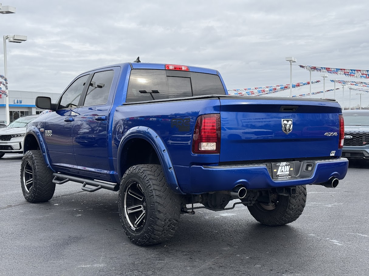 2018 Ram 1500 Vehicle Photo in BOONVILLE, IN 47601-9633