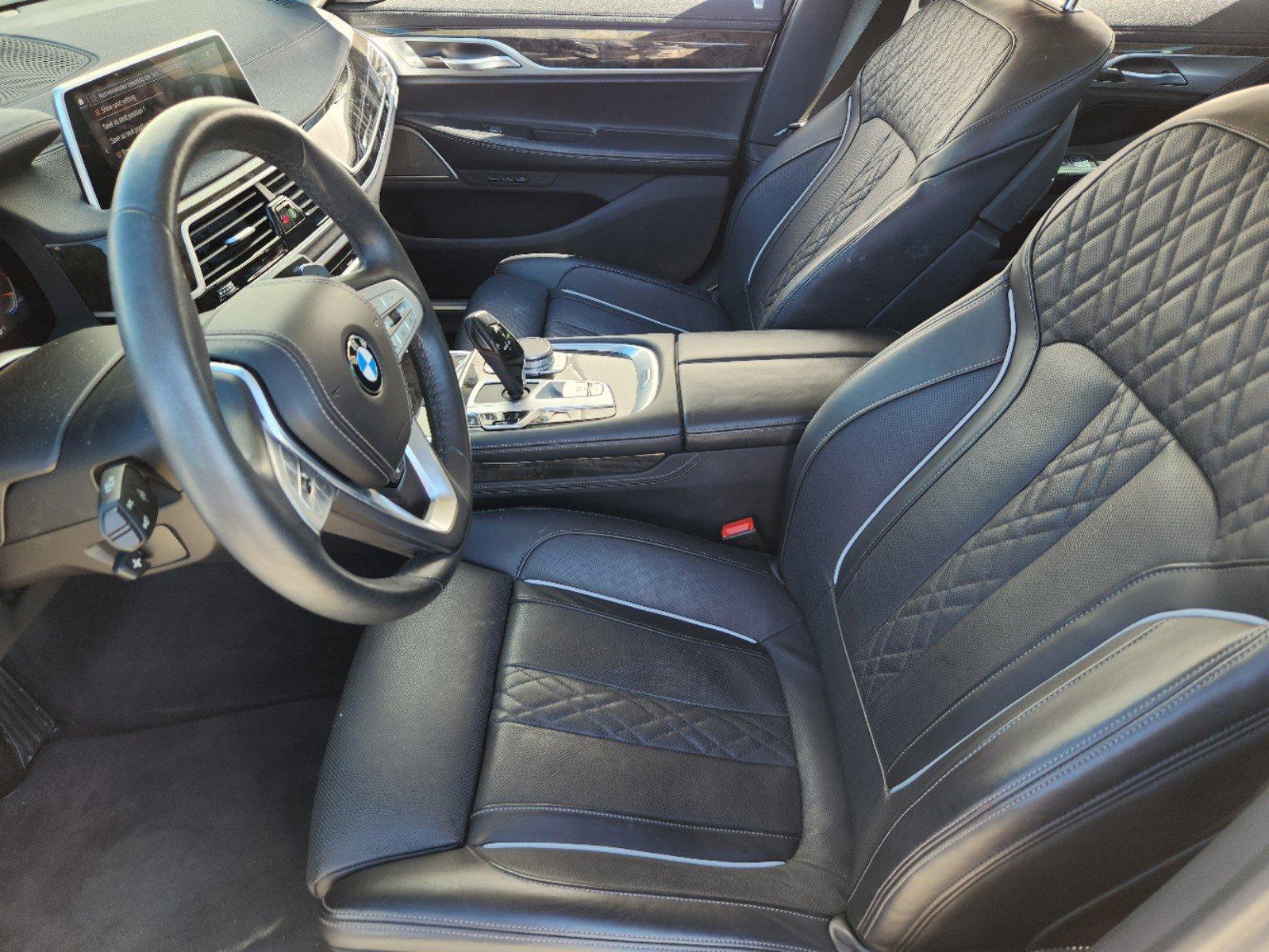 2022 BMW 740i Vehicle Photo in PLANO, TX 75024