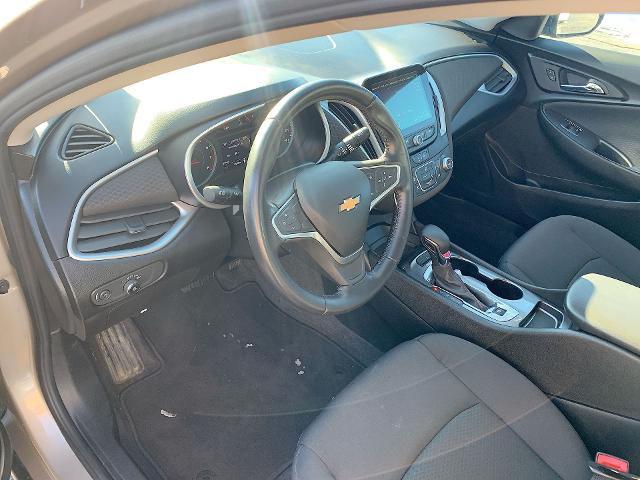 2022 Chevrolet Malibu Vehicle Photo in MOON TOWNSHIP, PA 15108-2571