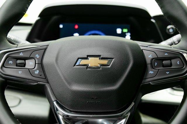 2025 Chevrolet Trax Vehicle Photo in EVERETT, WA 98203-5662