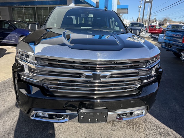 Used 2022 Chevrolet Silverado 1500 Limited High Country with VIN 1GCUYHED1NZ194142 for sale in Slippery Rock, PA