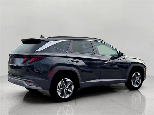 2025 Hyundai TUCSON Vehicle Photo in Green Bay, WI 54304