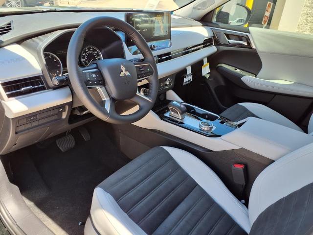 2025 Mitsubishi Outlander Vehicle Photo in Tampa, FL 33612