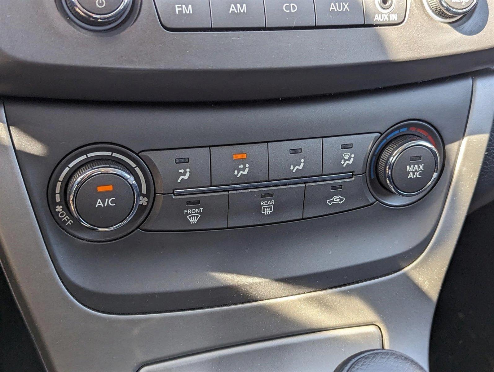 2014 Nissan Sentra Vehicle Photo in Spokane Valley, WA 99212