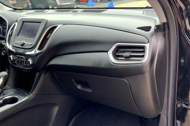 2022 Chevrolet Equinox Vehicle Photo in TOPEKA, KS 66609-0000