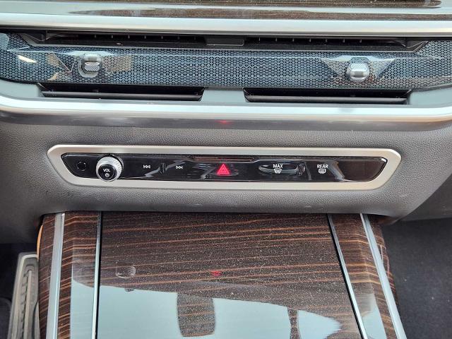 2024 BMW X7 xDrive40i Vehicle Photo in PLANO, TX 75024