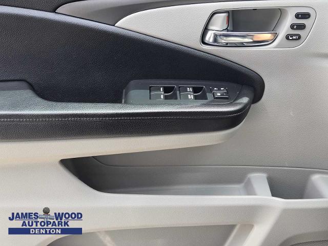 2021 Honda Pilot Vehicle Photo in DENTON, TX 76210-9321