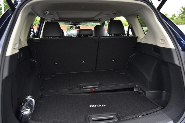 2025 Nissan Rogue Vehicle Photo in Ballwin, MO 63011
