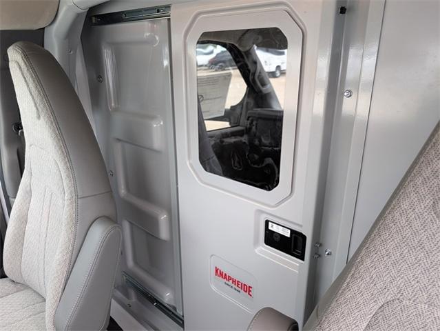 2024 Chevrolet Express Commercial Cutaway Vehicle Photo in ENGLEWOOD, CO 80113-6708