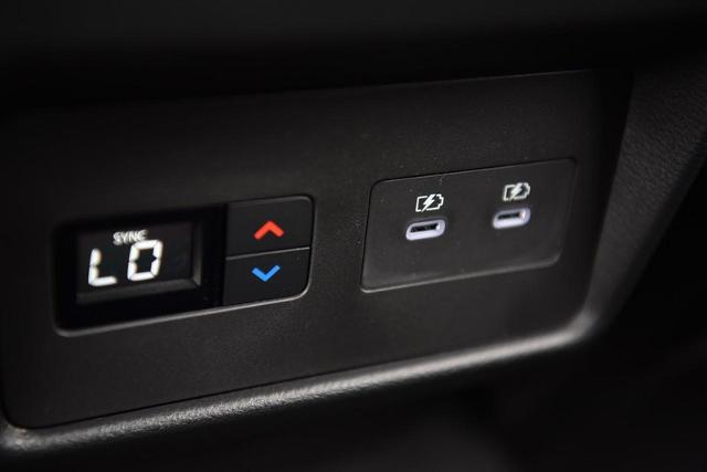2025 Nissan Rogue Vehicle Photo in Ballwin, MO 63011