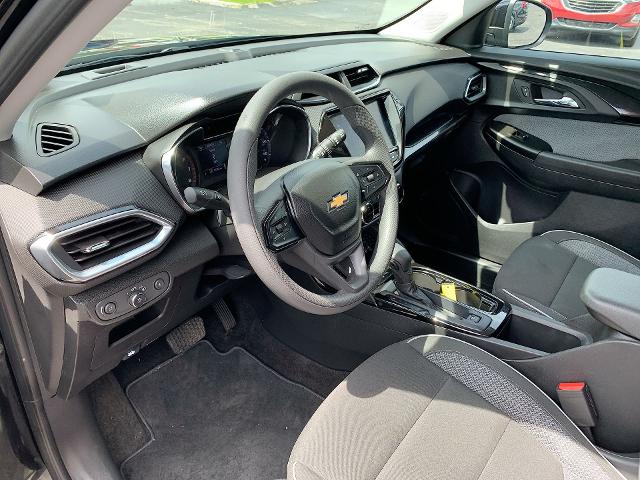 2022 Chevrolet Trailblazer Vehicle Photo in MOON TOWNSHIP, PA 15108-2571