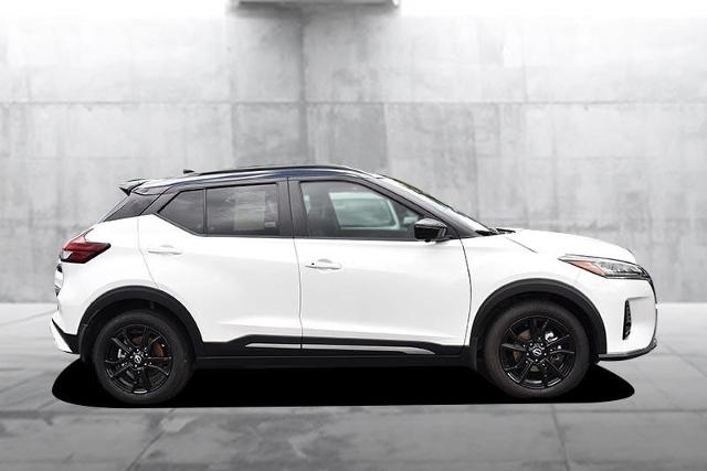 2024 Nissan Kicks Vehicle Photo in Ballwin, MO 63011