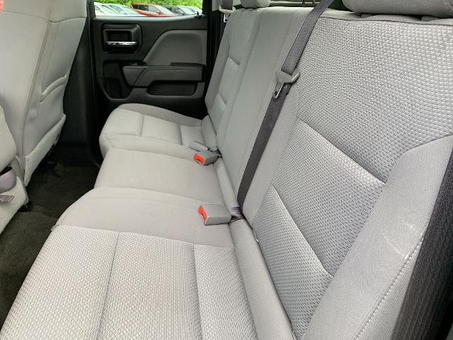 2017 Chevrolet Silverado 1500 Vehicle Photo in MOON TOWNSHIP, PA 15108-2571