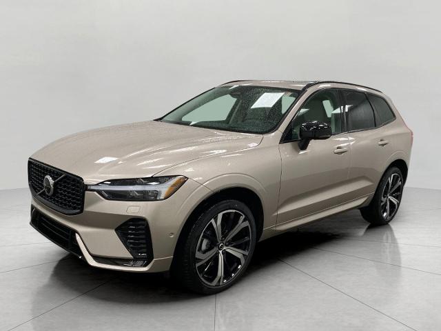 2025 Volvo XC60 Vehicle Photo in Appleton, WI 54913