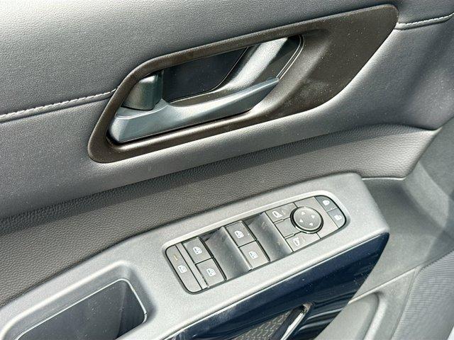 2025 Nissan Pathfinder Vehicle Photo in Flemington, NJ 08822