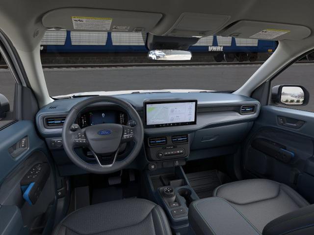 2025 Ford Maverick Vehicle Photo in Winslow, AZ 86047-2439