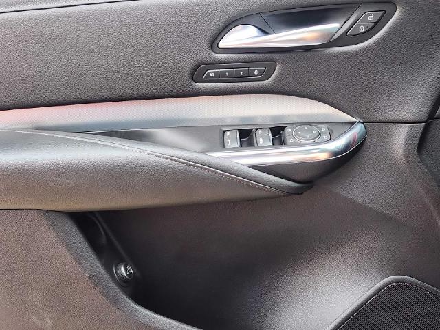 2019 Cadillac XT4 Vehicle Photo in DENTON, TX 76210-9321