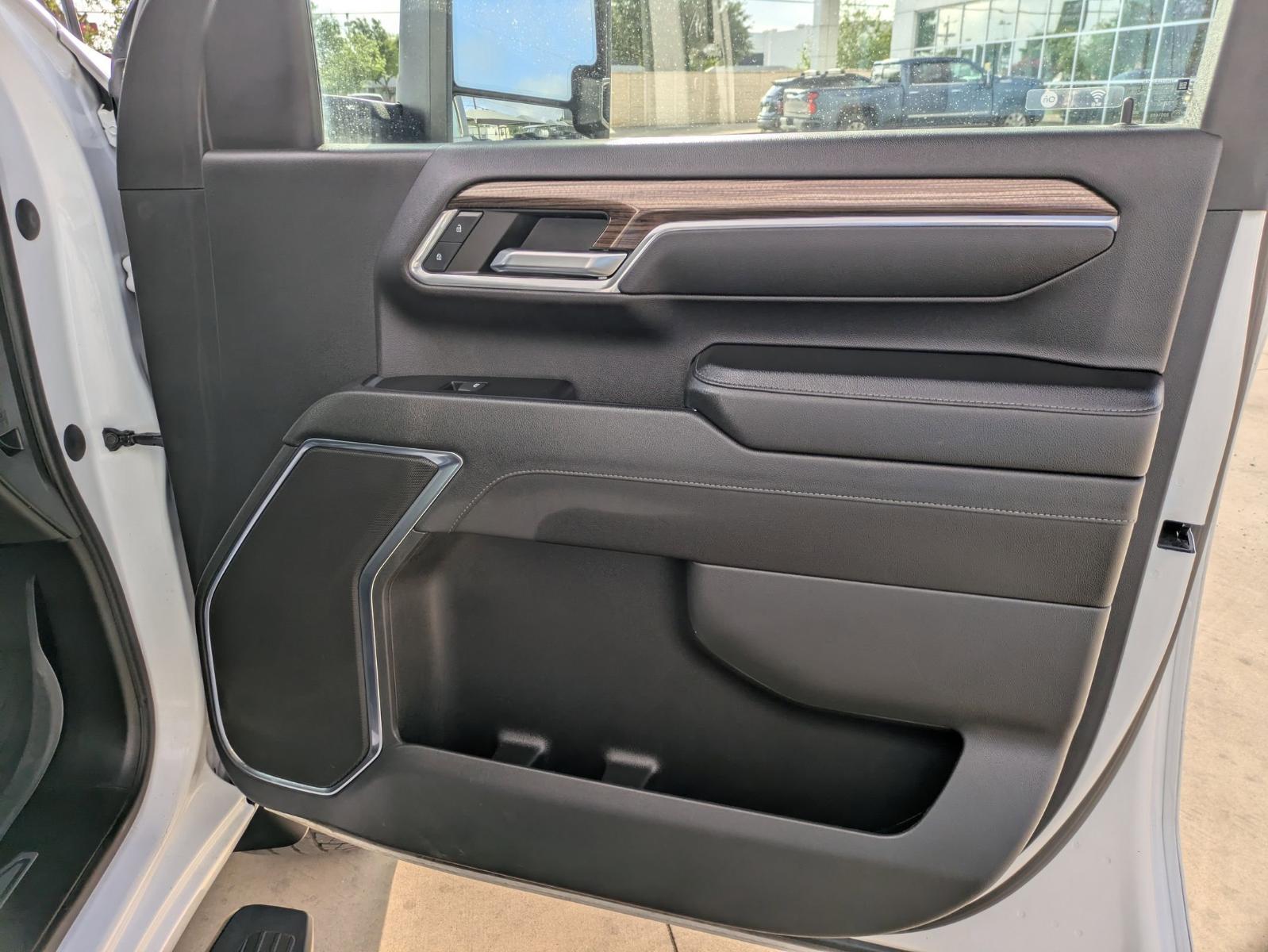 2024 Chevrolet Silverado 2500 HD Vehicle Photo in SELMA, TX 78154-1460