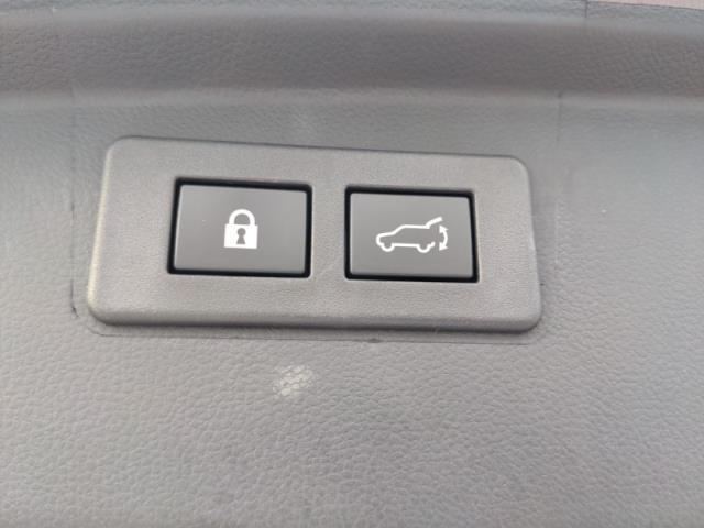 2025 Subaru Outback Vehicle Photo in Green Bay, WI 54304