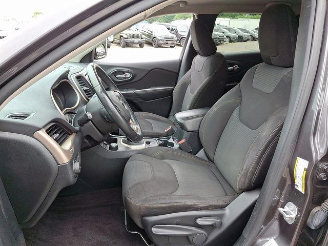 2016 Jeep Cherokee Vehicle Photo in DANBURY, CT 06810-5034