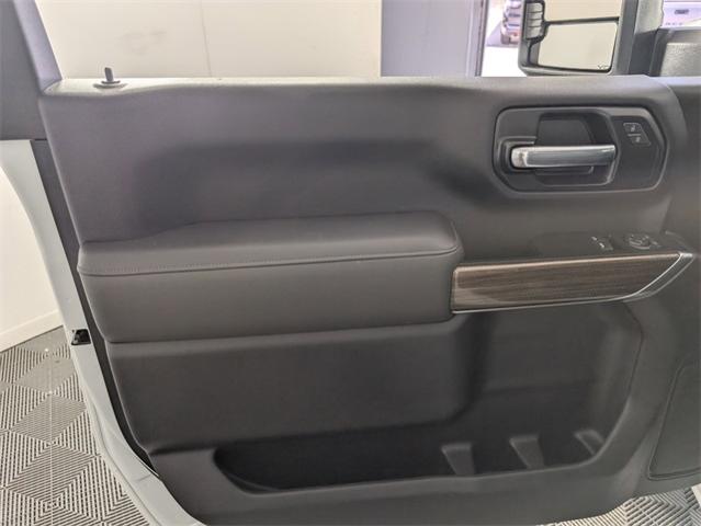 2022 Chevrolet Silverado 2500 HD Vehicle Photo in ENGLEWOOD, CO 80113-6708