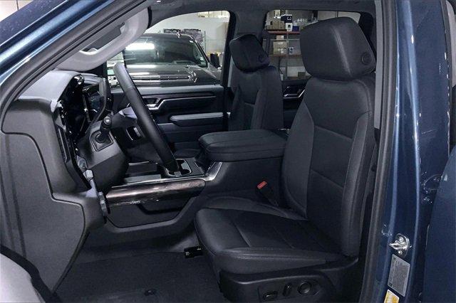 2025 Chevrolet Silverado 2500 HD Vehicle Photo in KANSAS CITY, MO 64114-4502