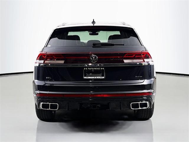 2024 Volkswagen Atlas Cross Sport Vehicle Photo in Puyallup, WA 98371