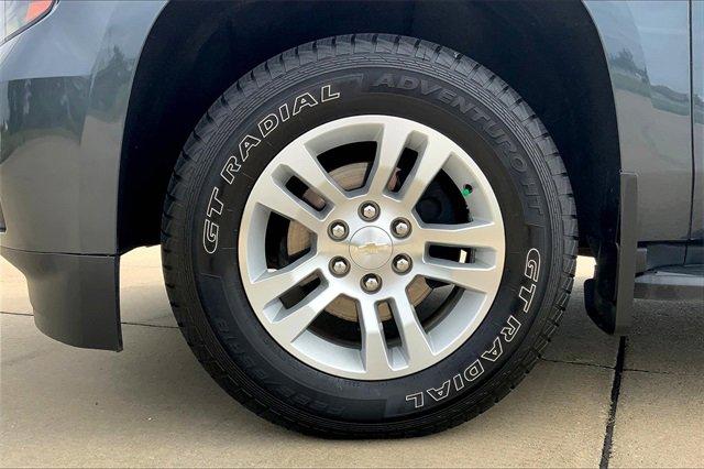 2019 Chevrolet Tahoe Vehicle Photo in TOPEKA, KS 66609-0000