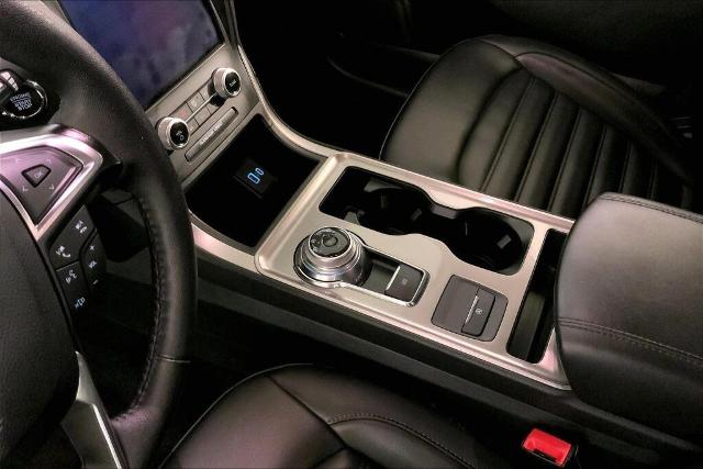2024 Ford Edge Vehicle Photo in Kansas City, MO 64114