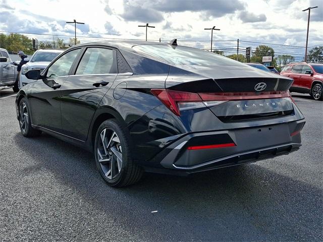 2024 Hyundai ELANTRA Vehicle Photo in New Bloomfield, PA 17068