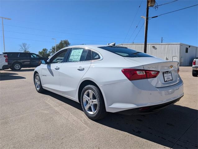 2025 Chevrolet Malibu Vehicle Photo in ENGLEWOOD, CO 80113-6708
