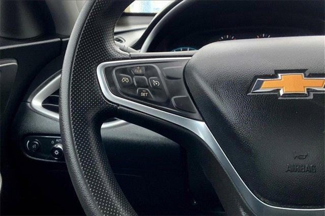 2022 Chevrolet Malibu Vehicle Photo in TOPEKA, KS 66609-0000