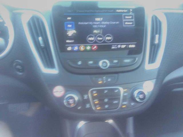 2022 Chevrolet Malibu Vehicle Photo in PHOENIX, AZ 85014-3381