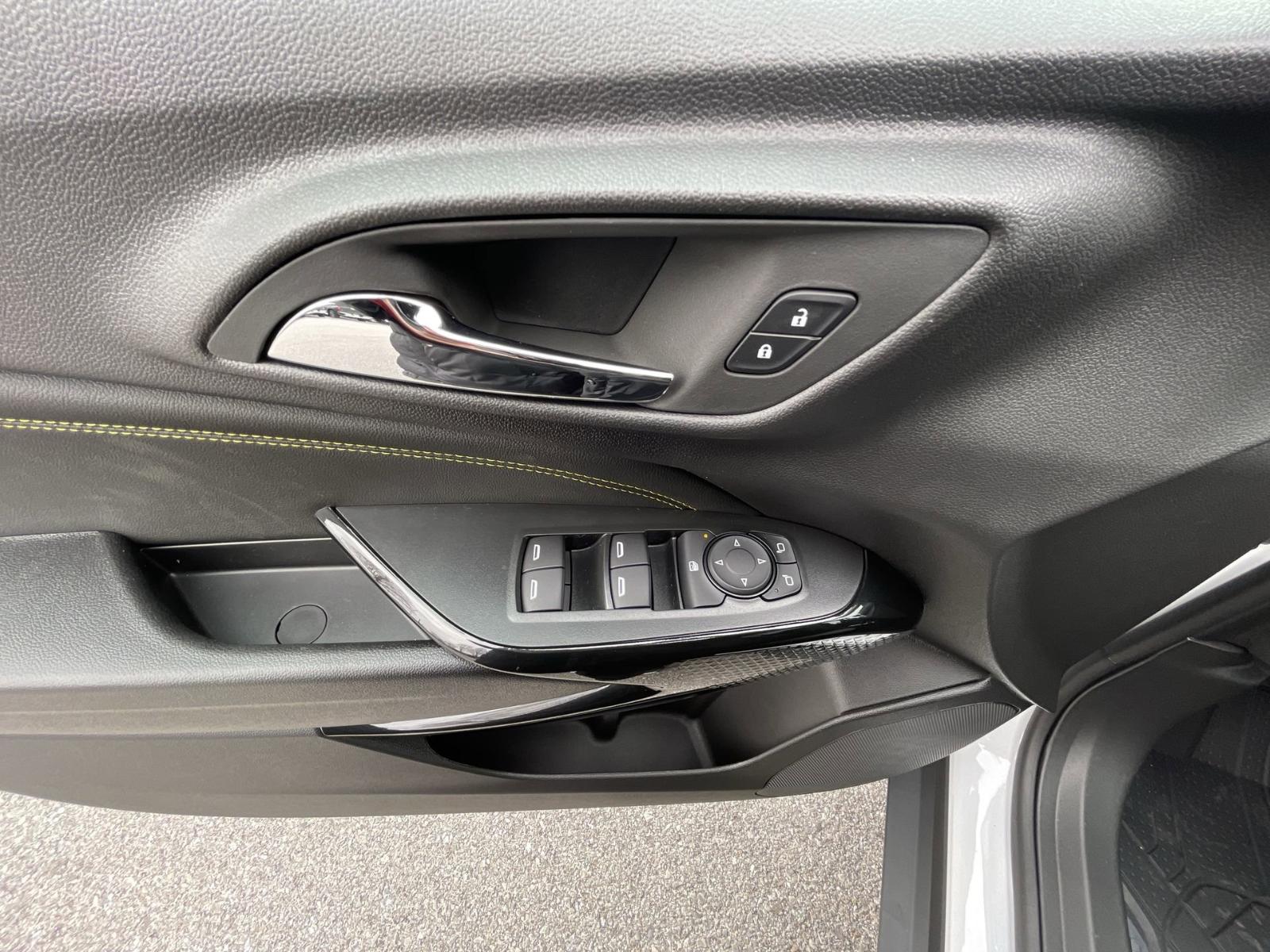 2025 Chevrolet Trax Vehicle Photo in BENTONVILLE, AR 72712-4322