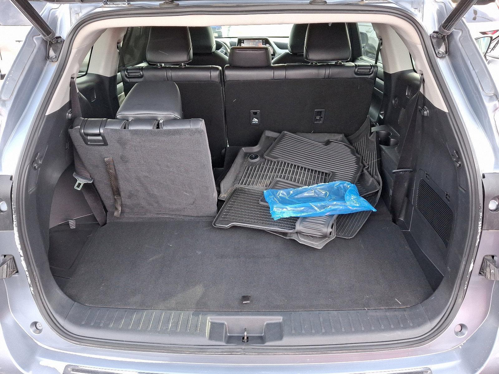 2022 Toyota Highlander Vehicle Photo in Harrisburg, PA 17111