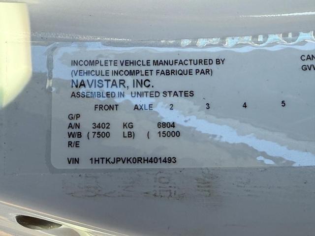 2024 Chevrolet Silverado 5500 HD Vehicle Photo in COLUMBIA, MO 65203-3903