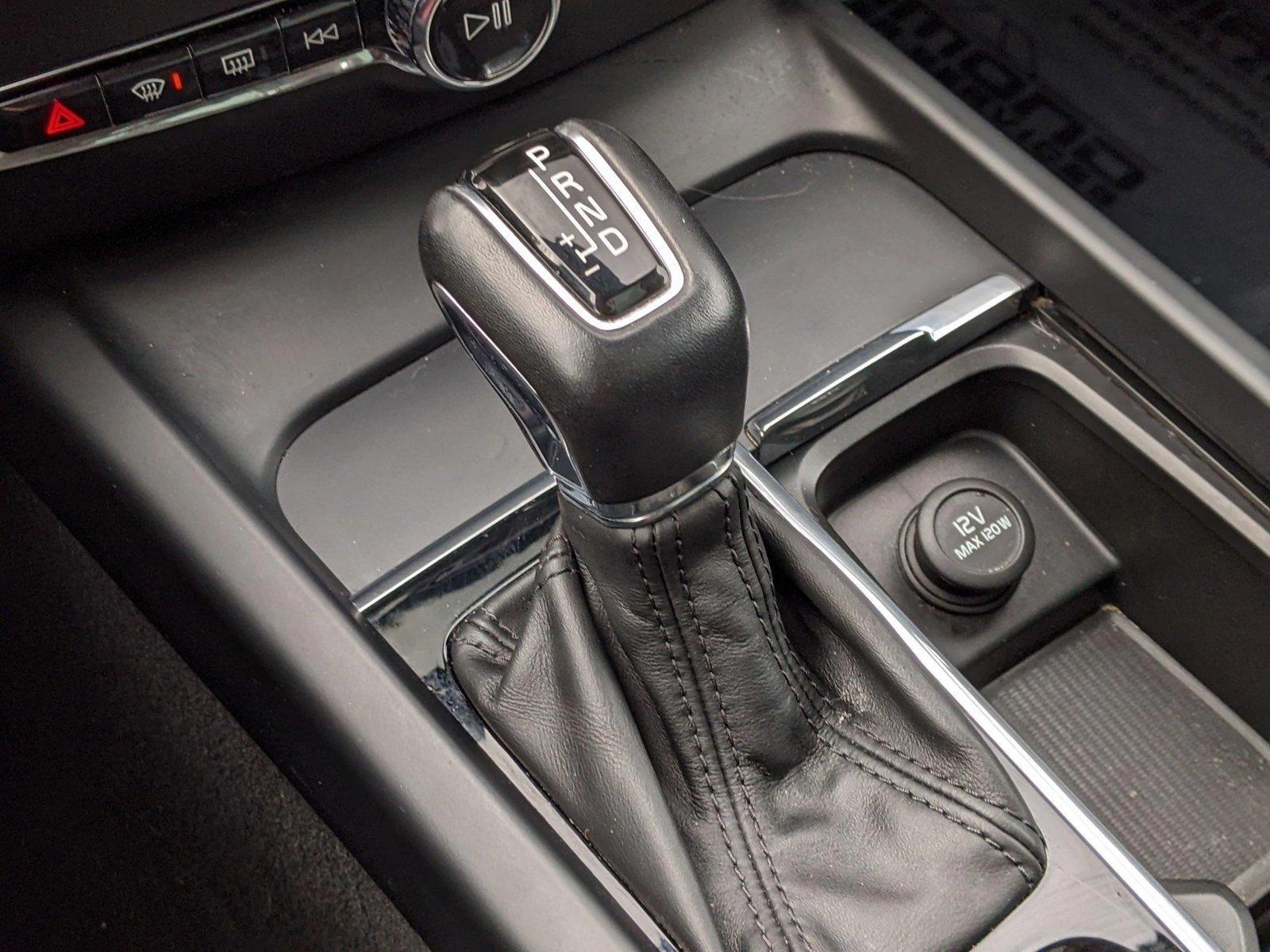 2020 Volvo V60 Cross Country Vehicle Photo in Cockeysville, MD 21030