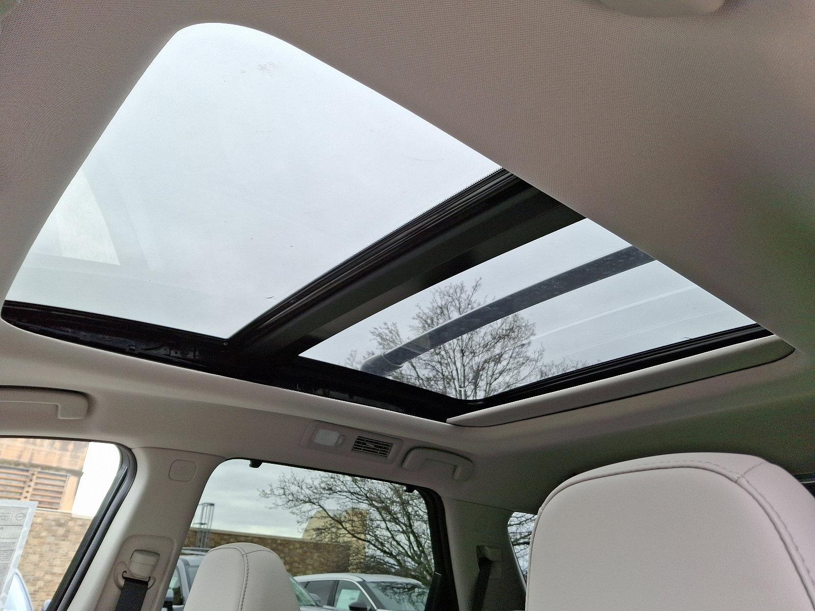2025 Nissan Pathfinder Vehicle Photo in Jenkintown, PA 19046