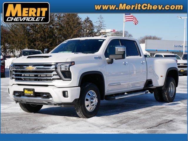 2025 Chevrolet Silverado 3500 HD Vehicle Photo in MAPLEWOOD, MN 55119-4794