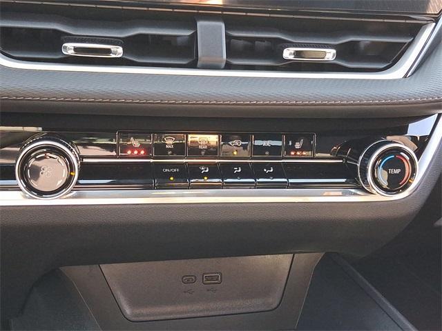 2025 Chevrolet Equinox Vehicle Photo in MILFORD, DE 19963-6122
