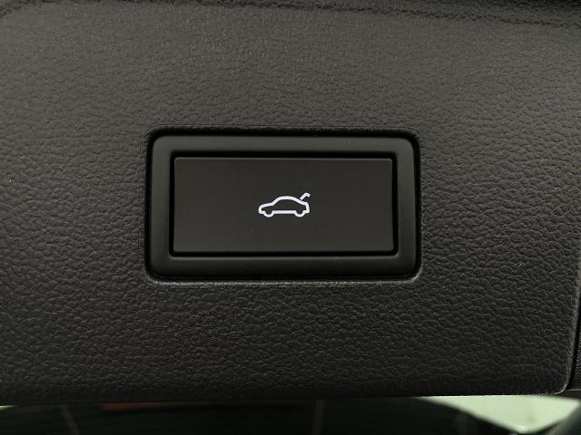 2025 Volkswagen Atlas Vehicle Photo in Appleton, WI 54913