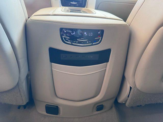 2020 Cadillac Escalade ESV Vehicle Photo in DELRAY BEACH, FL 33483-3294
