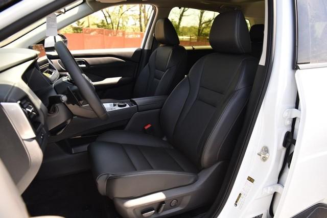 2025 Nissan Rogue Vehicle Photo in Ballwin, MO 63011