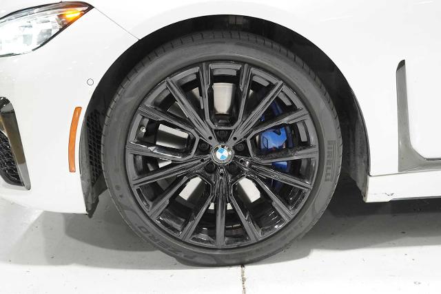 2022 BMW 740i Vehicle Photo in GRAPEVINE, TX 76051