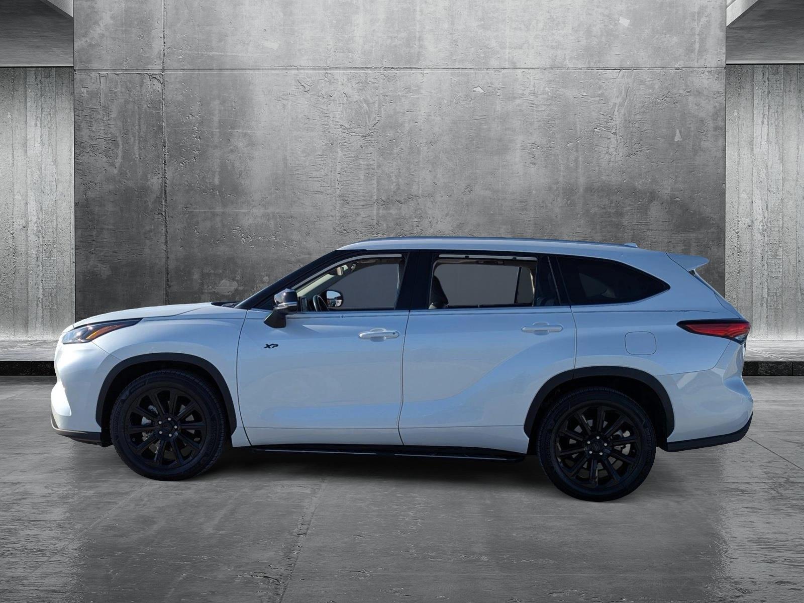 2022 Toyota Highlander Vehicle Photo in Ft. Myers, FL 33907