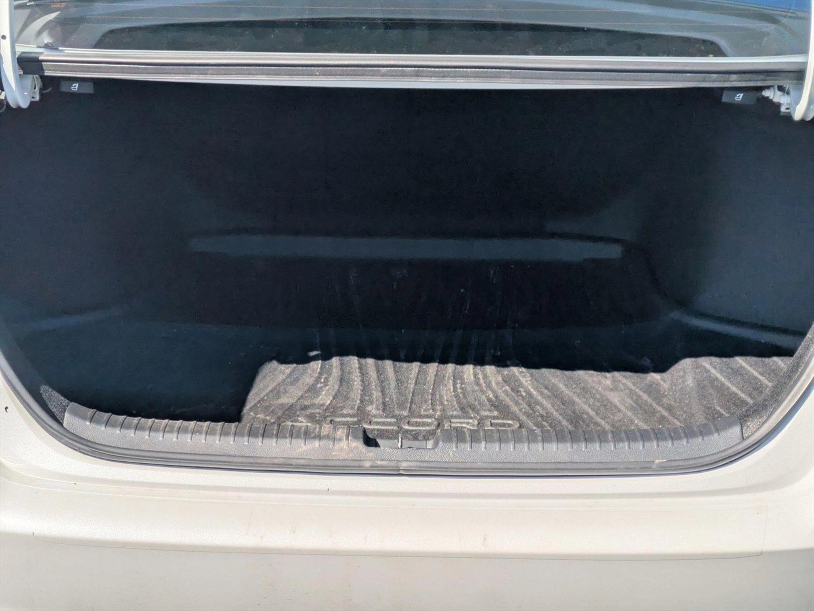 2024 Honda Accord Sedan Vehicle Photo in Valencia, CA 91355-1794