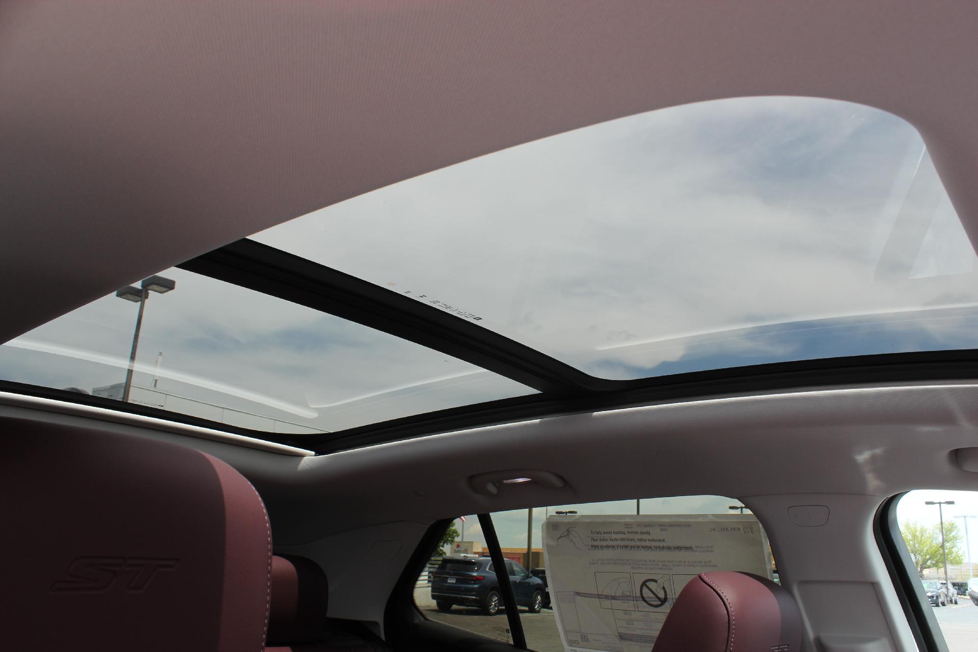 2024 Buick Envision Vehicle Photo in AURORA, CO 80012-4011