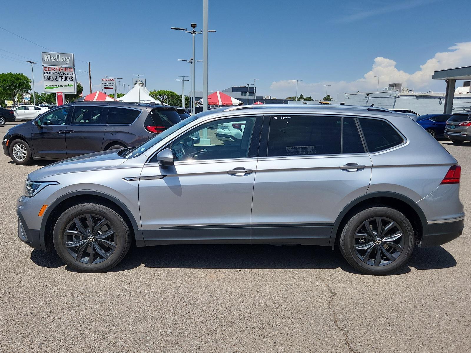 Used 2024 Volkswagen Tiguan SE with VIN 3VV3B7AX3RM045781 for sale in Albuquerque, NM
