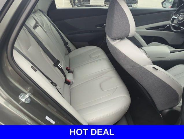 2024 Hyundai ELANTRA Vehicle Photo in Merrillville, IN 46410