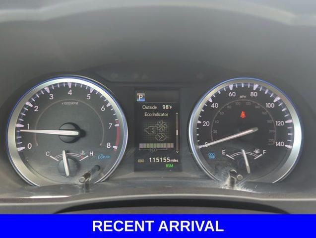 2019 Toyota Highlander Vehicle Photo in Merrillville, IN 46410